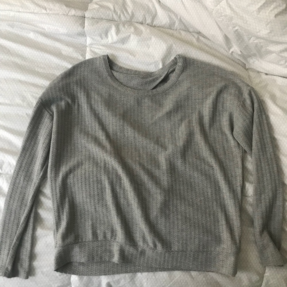 long sleeve open back top! size medium!